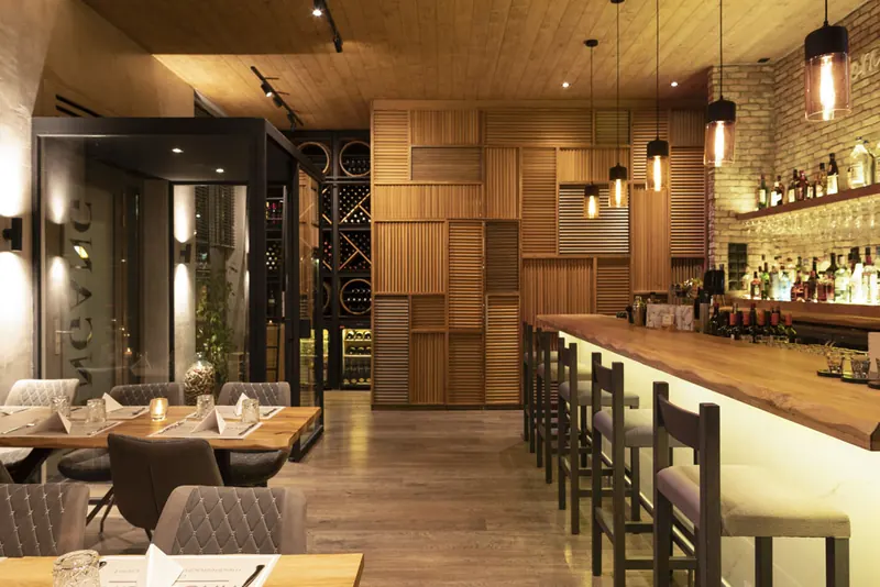 Vino e Pane, Renovation by P.O.N.I Architects